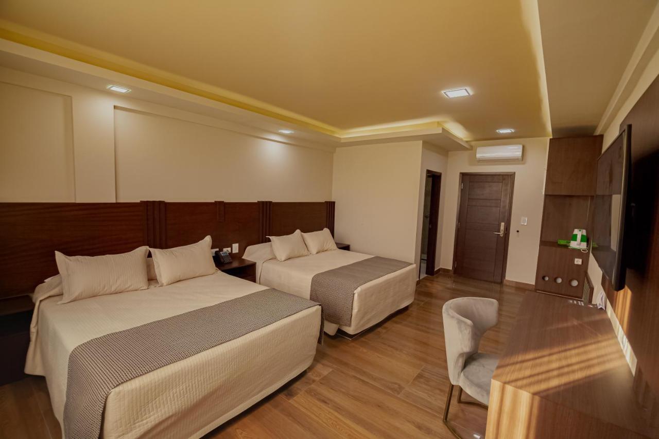 Hotel Sirari By Regina Santa Cruz de La Sierra Buitenkant foto